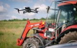 Na pražských loukách nám při senoseči pomáhá nový dron lokalizovat srnčata a další zvířata.
