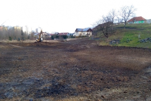 stavební práce na rybníce Terezka